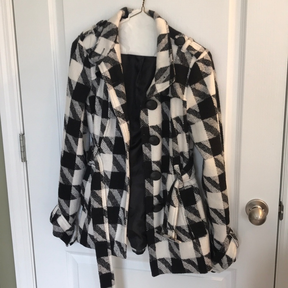 Takara Girls jacket in size medium in Juniors